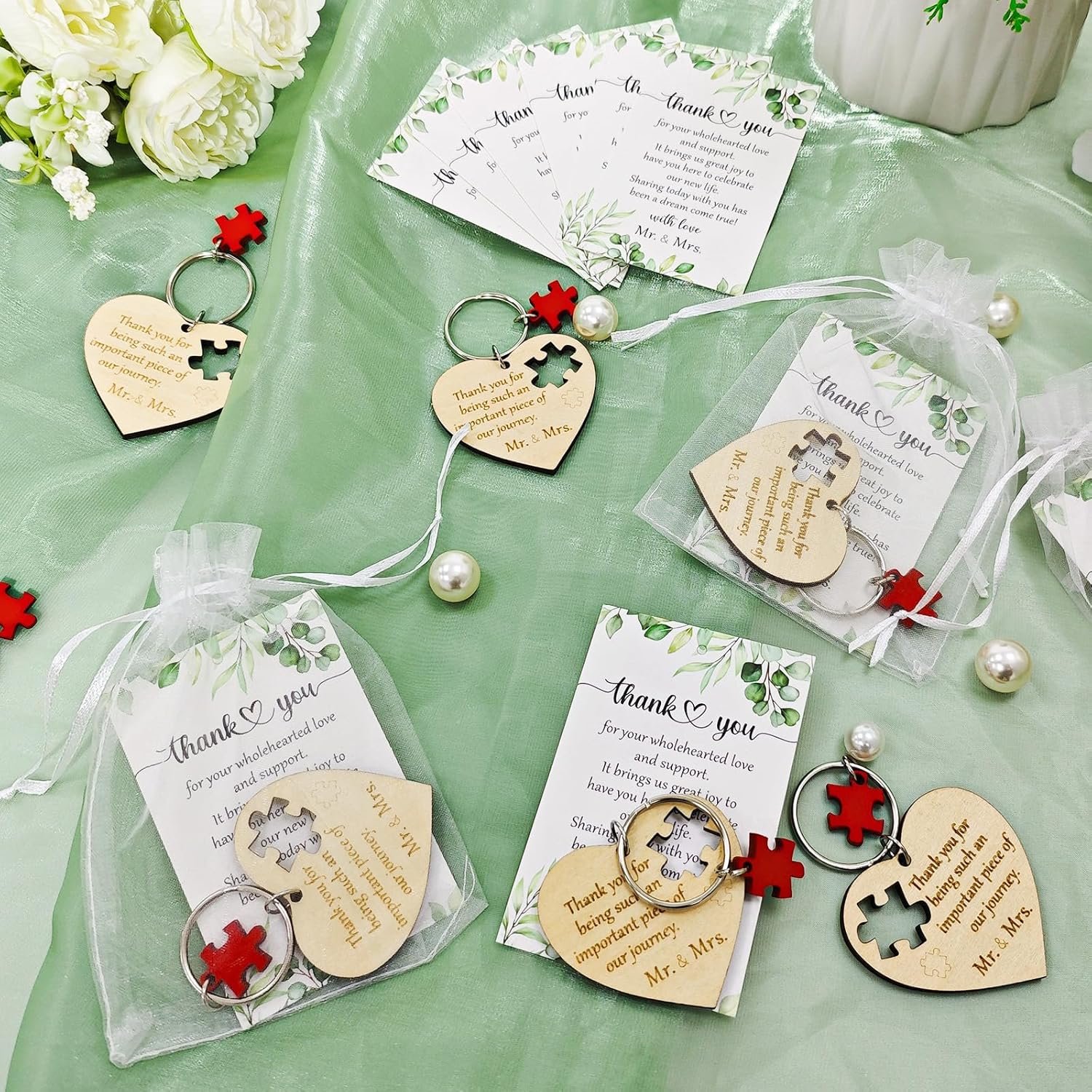 Wholesale Bulk 100 Wood Heart Puzzle Keychains Wedding Favors with Thank You Cards Organza Bags Bridal Shower Guests Supplier