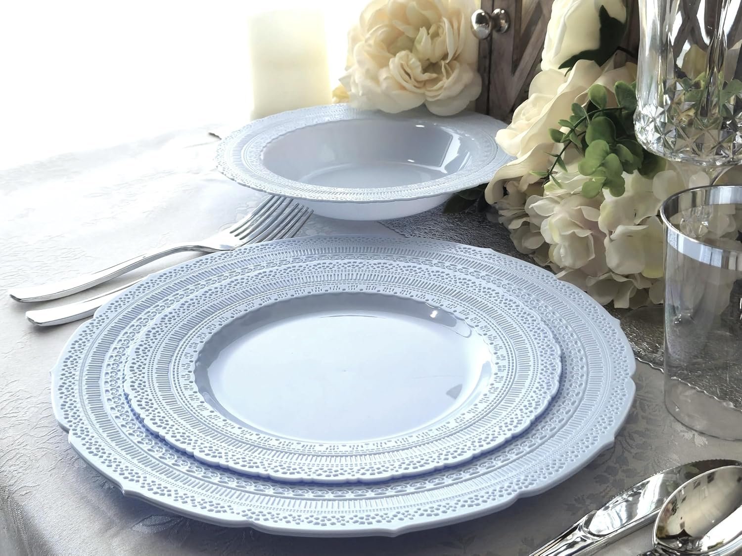 Wholesale 50 Plates Pack (25 Guests) Extra Heavyweight Vintage Wedding Disposable Reusable Plastic Plates 25x11'' Dinner + 25x8.25'' Salad Dessert Blue Supplier
