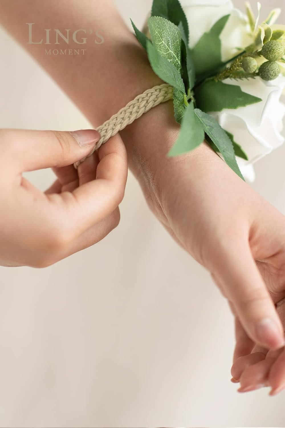 Wholesale 2pcs White Ivory Artificial Flower Homecoming Wrist Corsages Girl Mother Wristlet Decor Prom Wedding Anniversary Supplier Wholesale 2pcs White Ivory Artificial Flower Homecoming Wrist Corsages Girl Mother Wristlet Decor Prom Wedding Anniversary Supplier