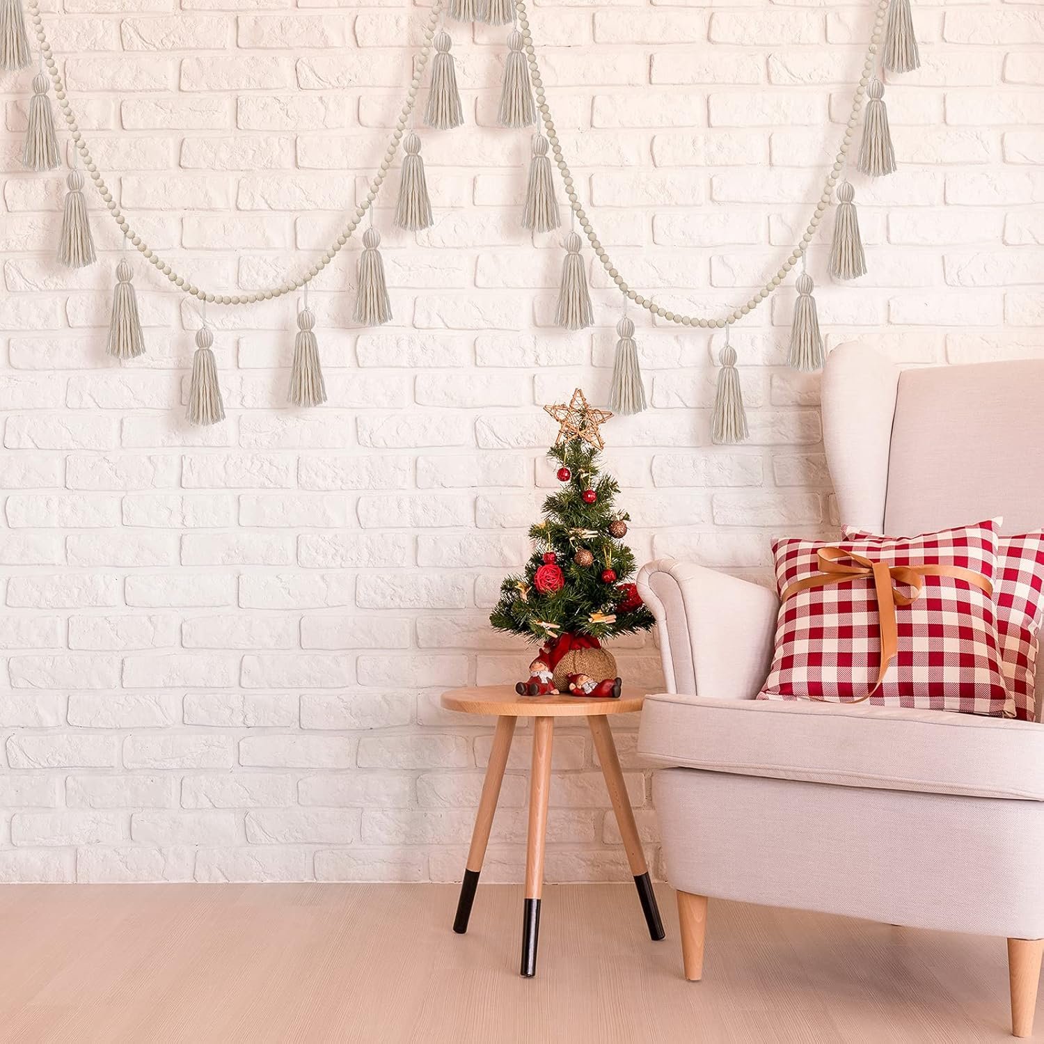 Wholesale 9.8ft Boho Macrame Tassel Wooden Bead Garland Banner Classroom Decor Wall Hanging Farmhouse Rustic Country Holiday Decoration Classic Color Supplier