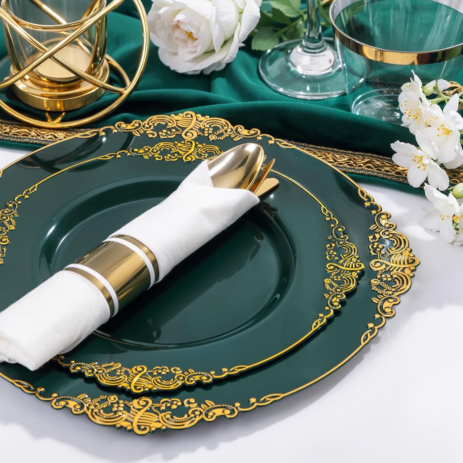 Wholesale 175PCS Disposable Green Gold Plastic Party Plates Set Pre-Rolled Napkins Cutlery for 25 Guests 50Plates 75Silverware 25Cups 25Napkins Wedding Party Supplier
