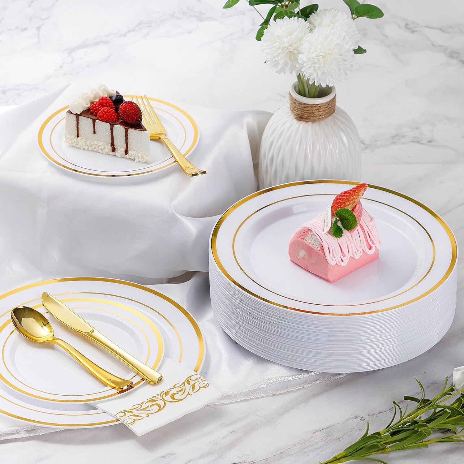 Wholesale 700 Piece Gold Dinnerware Set for 100 Guests Disposable Party Includes 100 Gold Rim Dinner Plates 100 Dessert Plates 100 Paper Napkins 100 Cups 100 Plastic Silverware Supplier