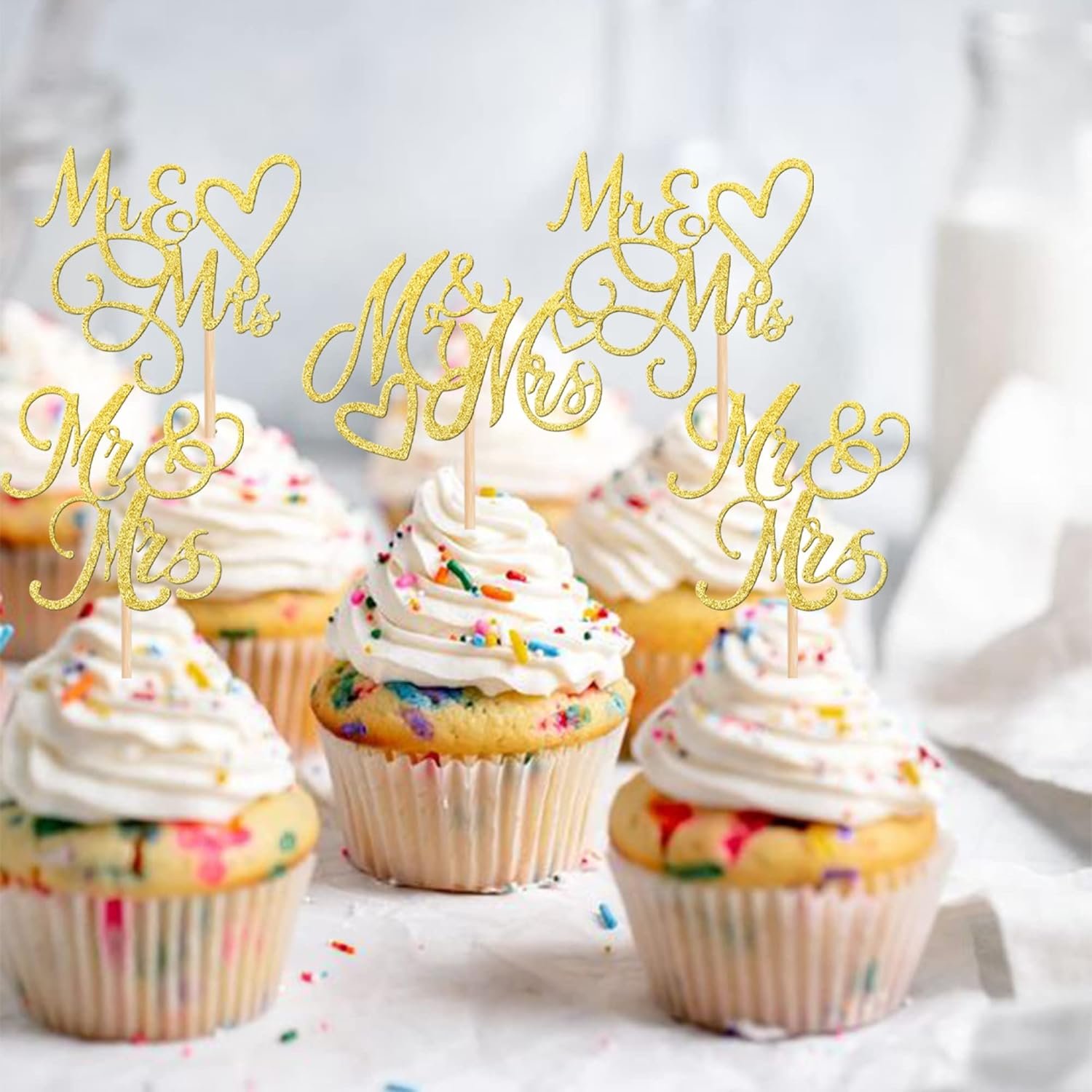 Wholesale 24PCS Mr & Mrs Glitter Love Heart Cupcake Toppers Picks Wedding Engagement Bridal Shower Birthday Cake Decorations Gold Supplier