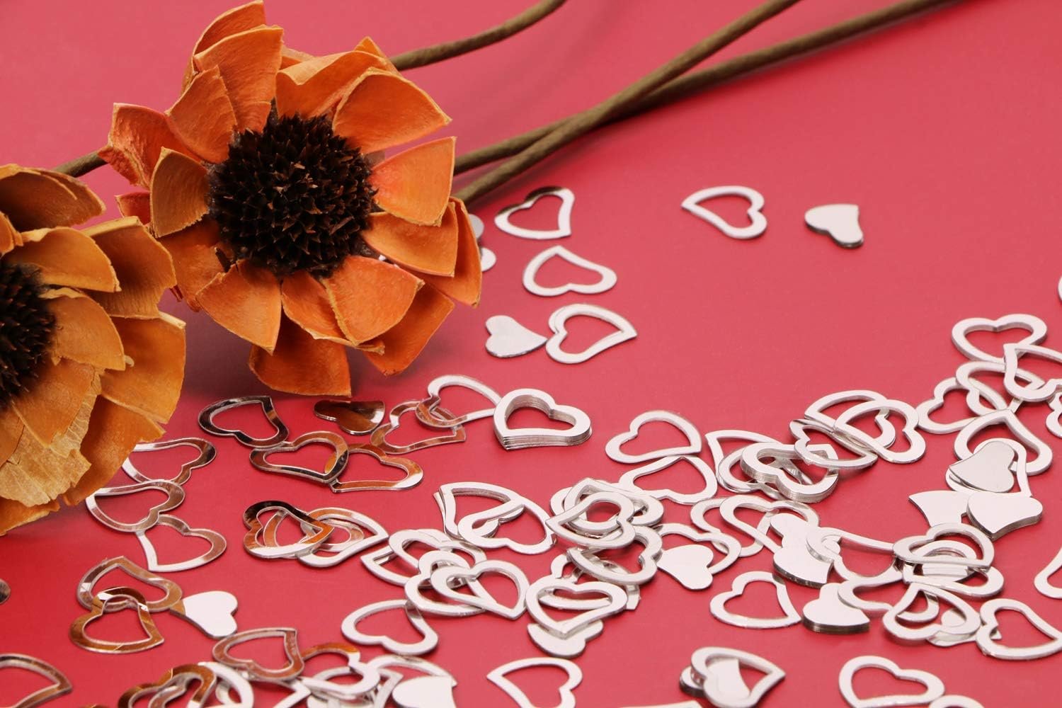 Wholesale 1200Pcs Silver Heart Shaped Glitter Confetti Wedding Party Table Decoration Supplier