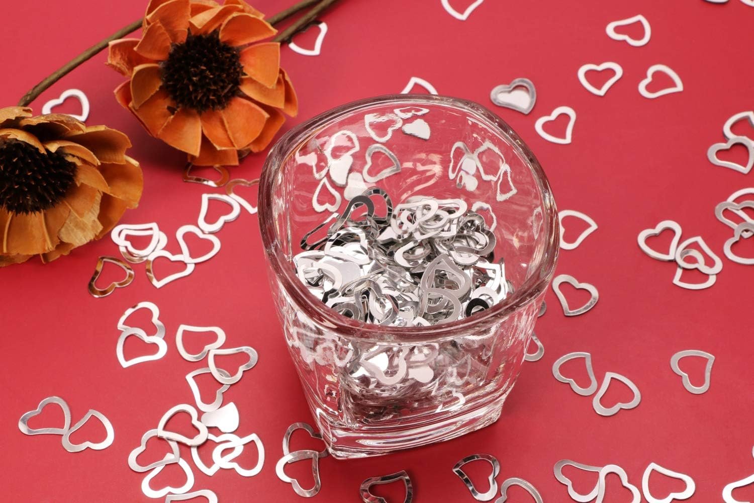 Wholesale 1200Pcs Silver Heart Shaped Glitter Confetti Wedding Party Table Decoration Supplier