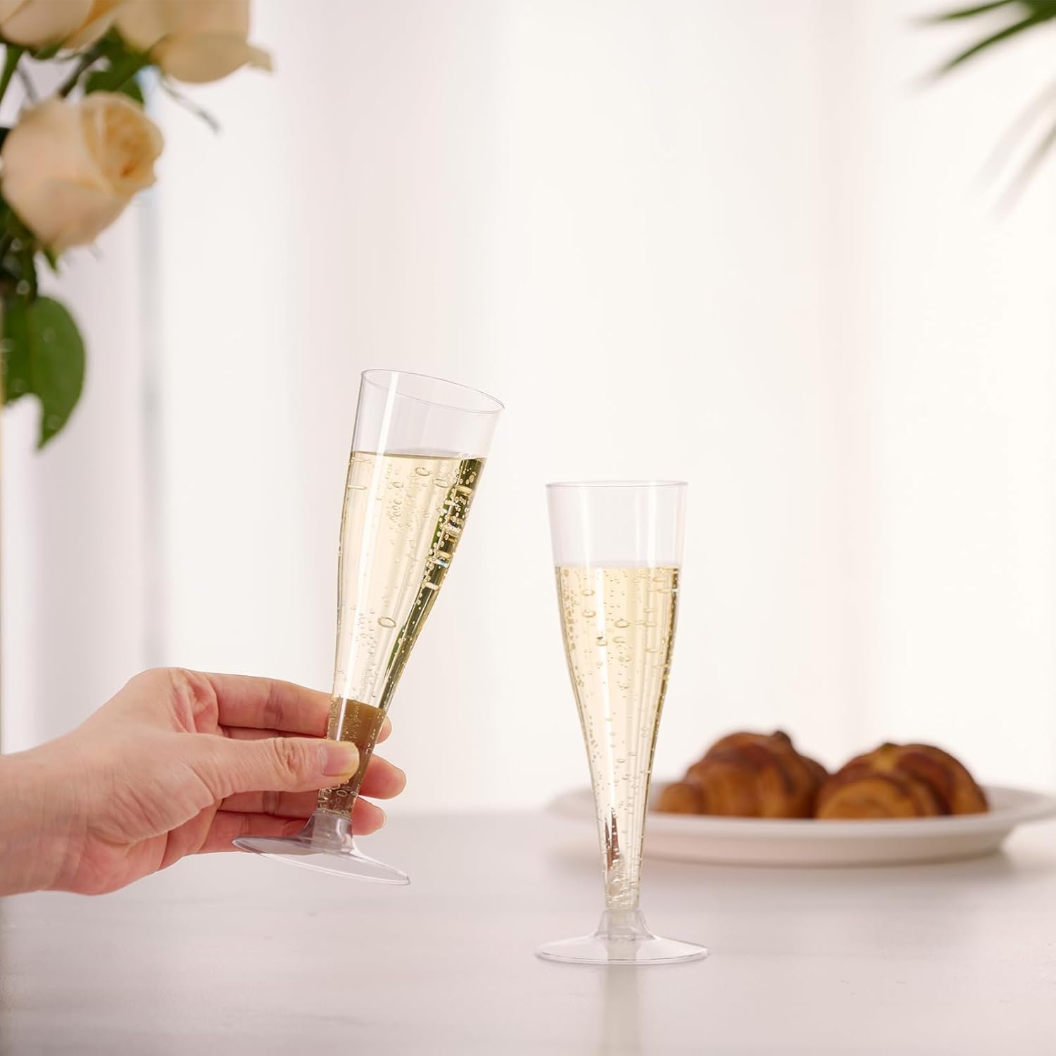 Wholesale 100 Pack 4.5 oz Clear Disposable Plastic Champagne Flutes for Wedding Thanksgiving Christmas Supplier Wholesale 100 Pack 4.5 oz Clear Disposable Plastic Champagne Flutes for Wedding Thanksgiving Christmas Supplier
