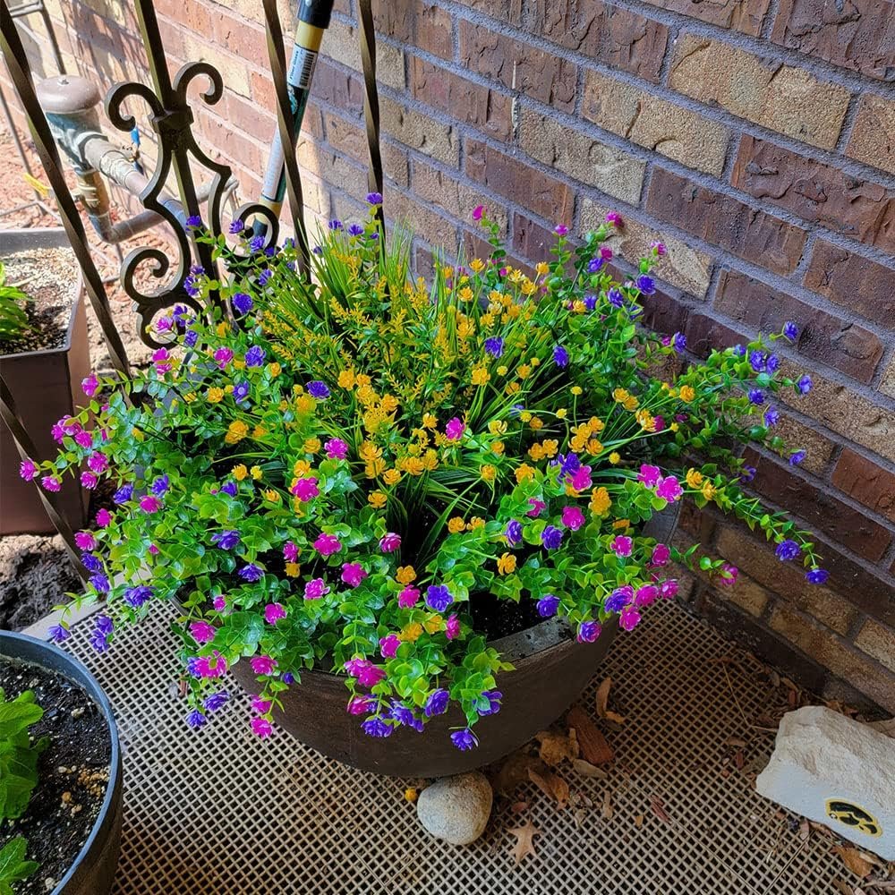 Wholesale 12 Bundles UV Resistant No Fade Outdoor Artificial Boxwood Faux Shrubs Plants for Garden Patio Porch Window Box Hanging Décor Supplier