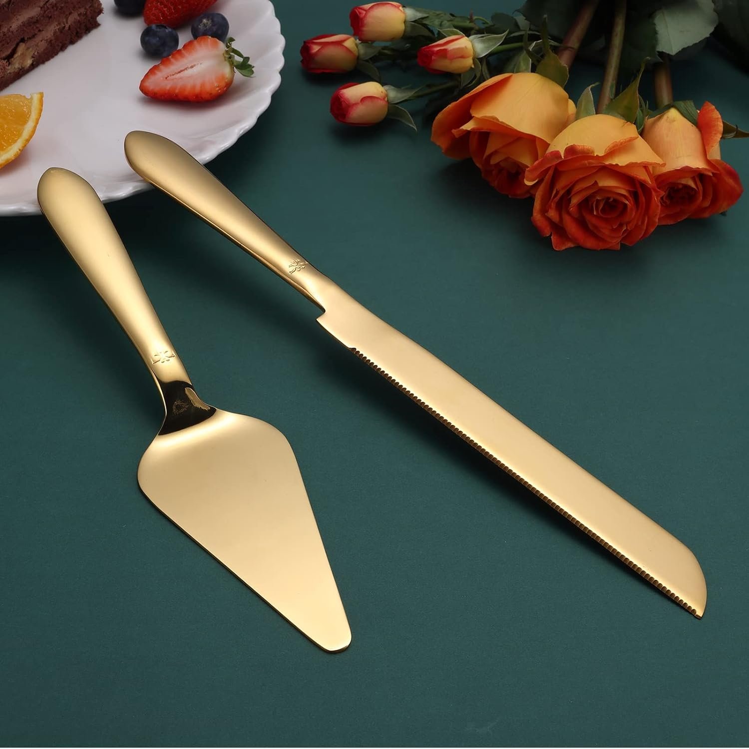 Wholesale 2 Pcs Gold Cake Knife Server Set Thickened Stainless Steel Rounded Edges Cake Cutter Pie Spatula Wedding Birthday Anniversary Christmas Supplier Wholesale 2 Pcs Gold Cake Knife Server Set Thickened Stainless Steel Rounded Edges Cake Cutter Pie Spatula Wedding Birthday Anniversary Christmas Supplier