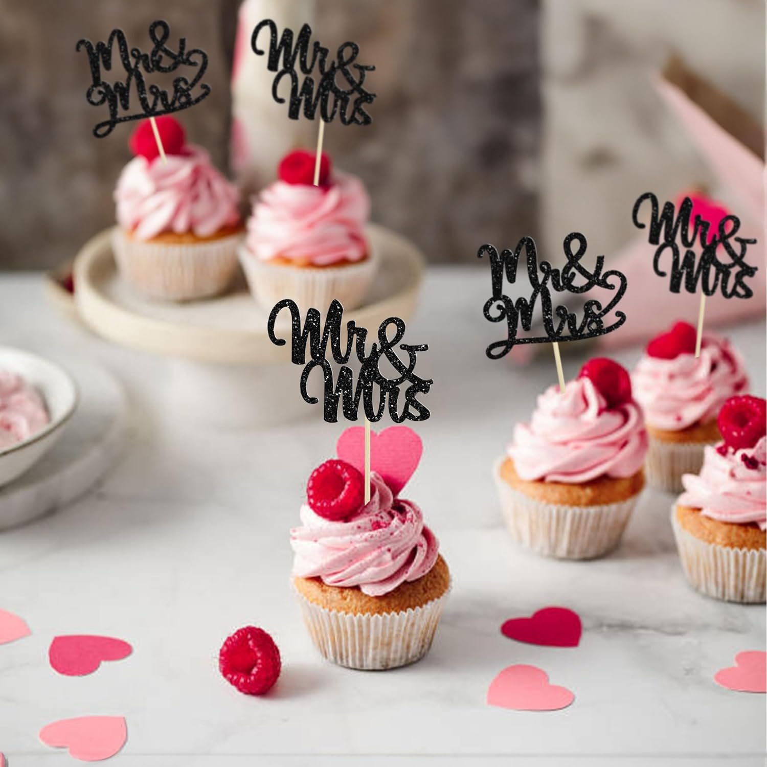 Wholesale 36Pcs Mr & Mrs Glitter Cupcake Toppers Bridal Shower Picks Wedding Engagement Party Cake Decorations Black Supplier Wholesale 36Pcs Mr & Mrs Glitter Cupcake Toppers Bridal Shower Picks Wedding Engagement Party Cake Decorations Black Supplier