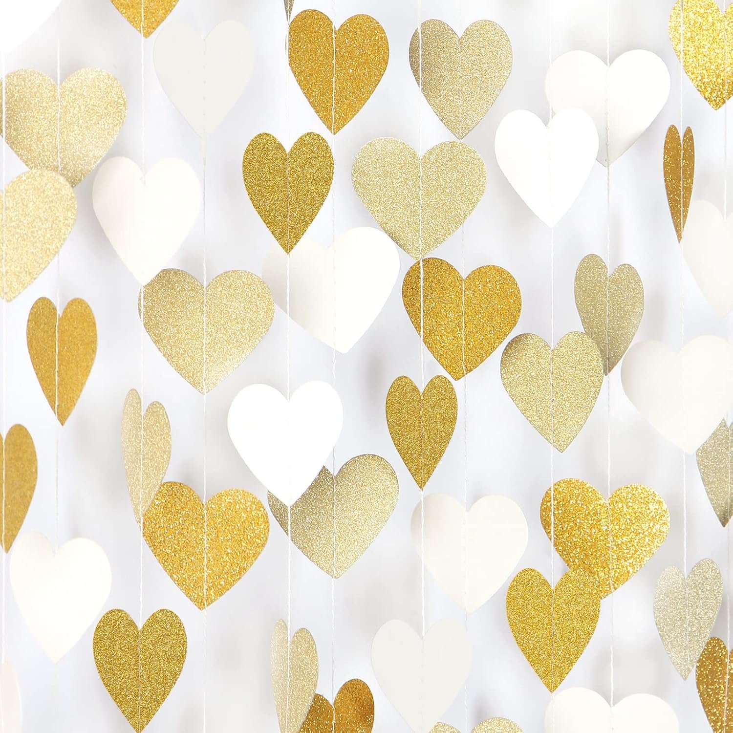 Wholesale 52Ft White Gold Champagne Heart Streamers Garland Hanging Paper Banner for Christmas Wedding Engagement Bachelorette Neutral Baby Bridal Shower Party Decor Supplier