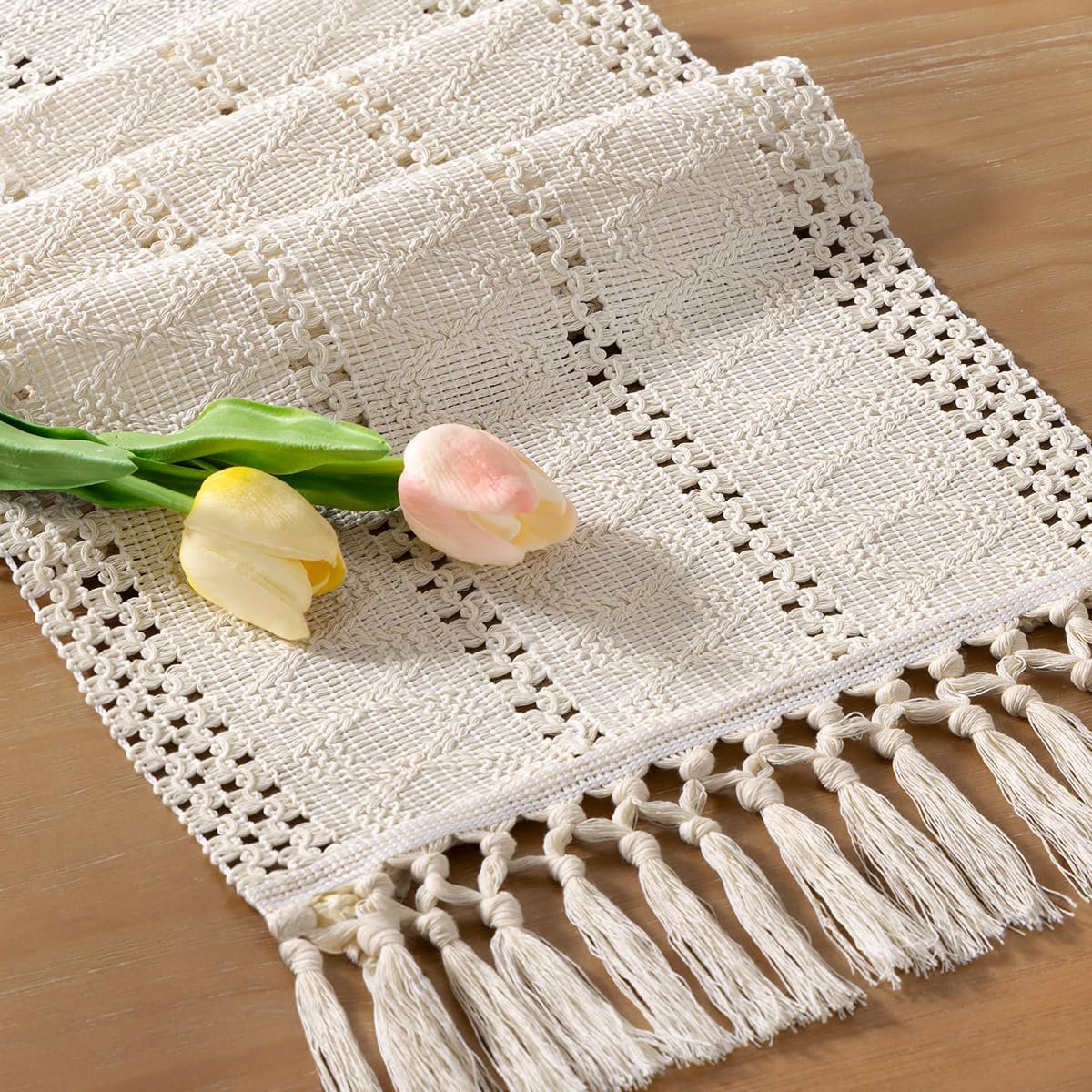 Wholesale Boho Table Runner Valentine's Day Farmhouse Rustic Macrame Woven Cotton Linen Centerpiece Decor 12x72 Inch Beige Supplier