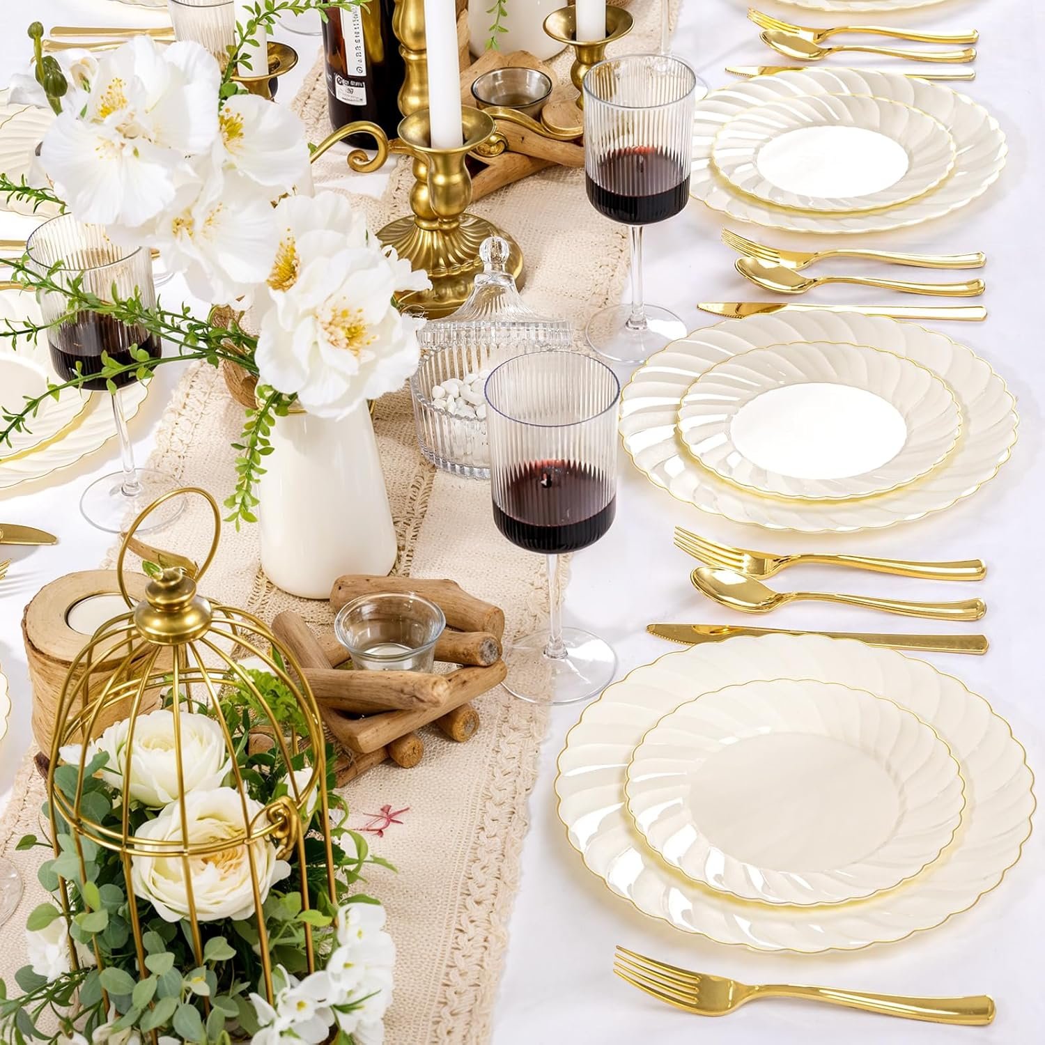 Wholesale 125PCS Ivory Scalloped Disposable Plastic Plates Gold Dinnerware Set 50 Plates 75 Gold Silverware Party Wedding Supplier