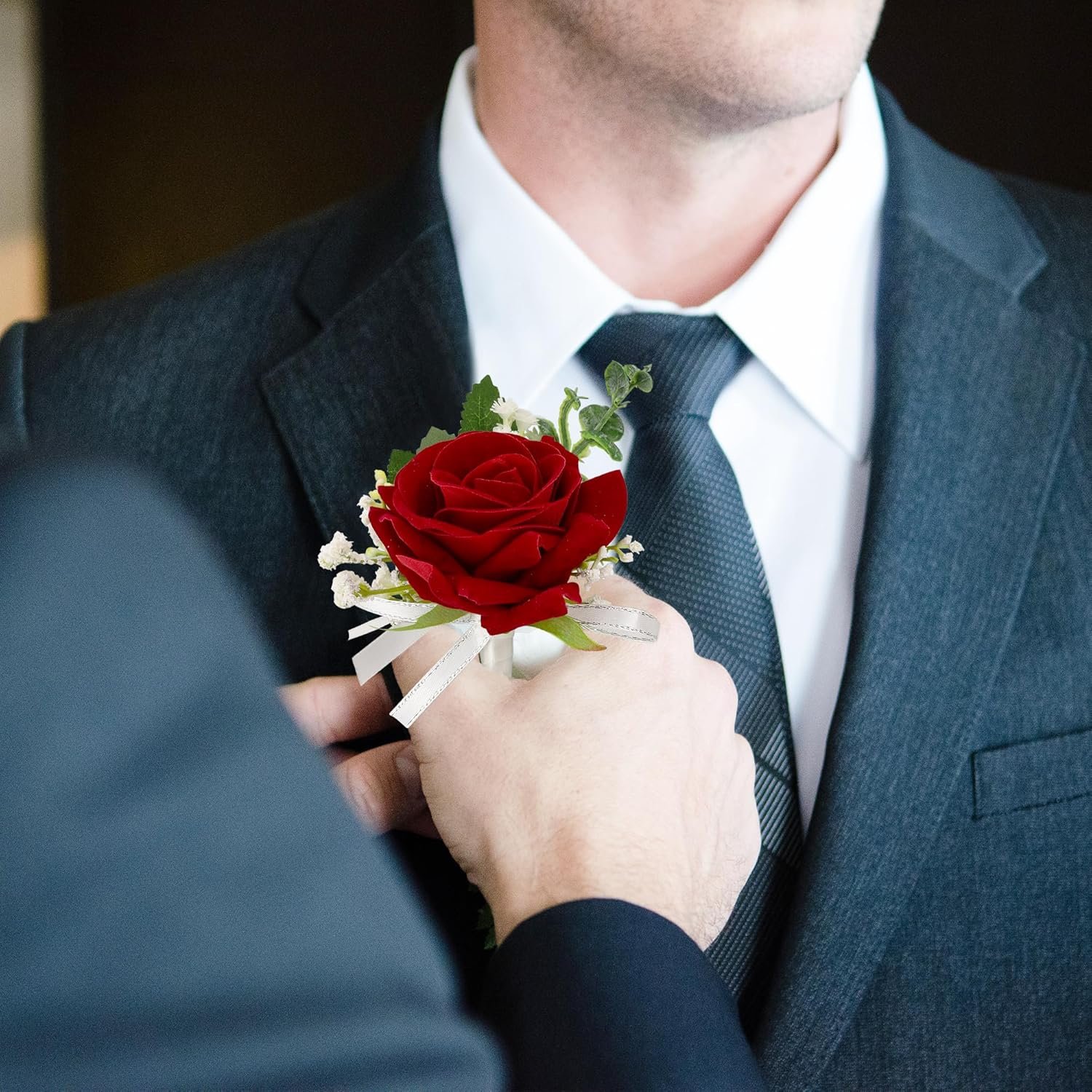 Wholesale 2Pcs Red Rose Corsage Wristlet Band Bracelet and Boutonniere Set for Prom Wedding Party Suit Decoration Supplier