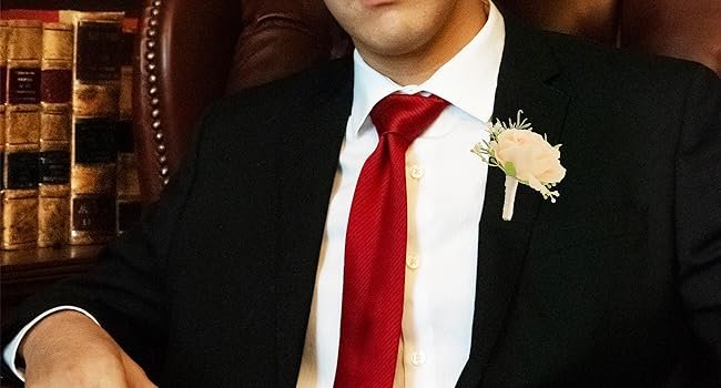 Wholesale 2Pcs Red Rose Corsage Wristlet Band Bracelet and Boutonniere Set for Prom Wedding Party Suit Decoration Supplier