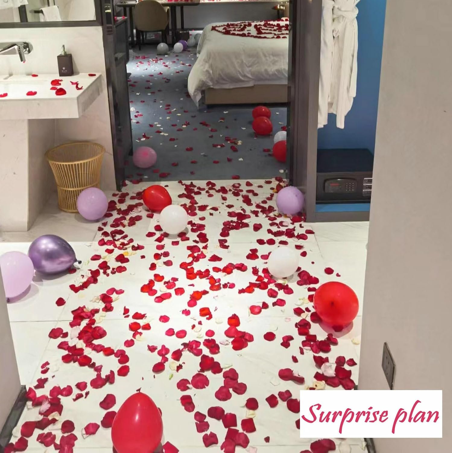 Wholesale 2200 PCS Dark-Red Silk Rose Petals for Romantic Night Wedding Proposal Anniversary Flower Decorations Supplier