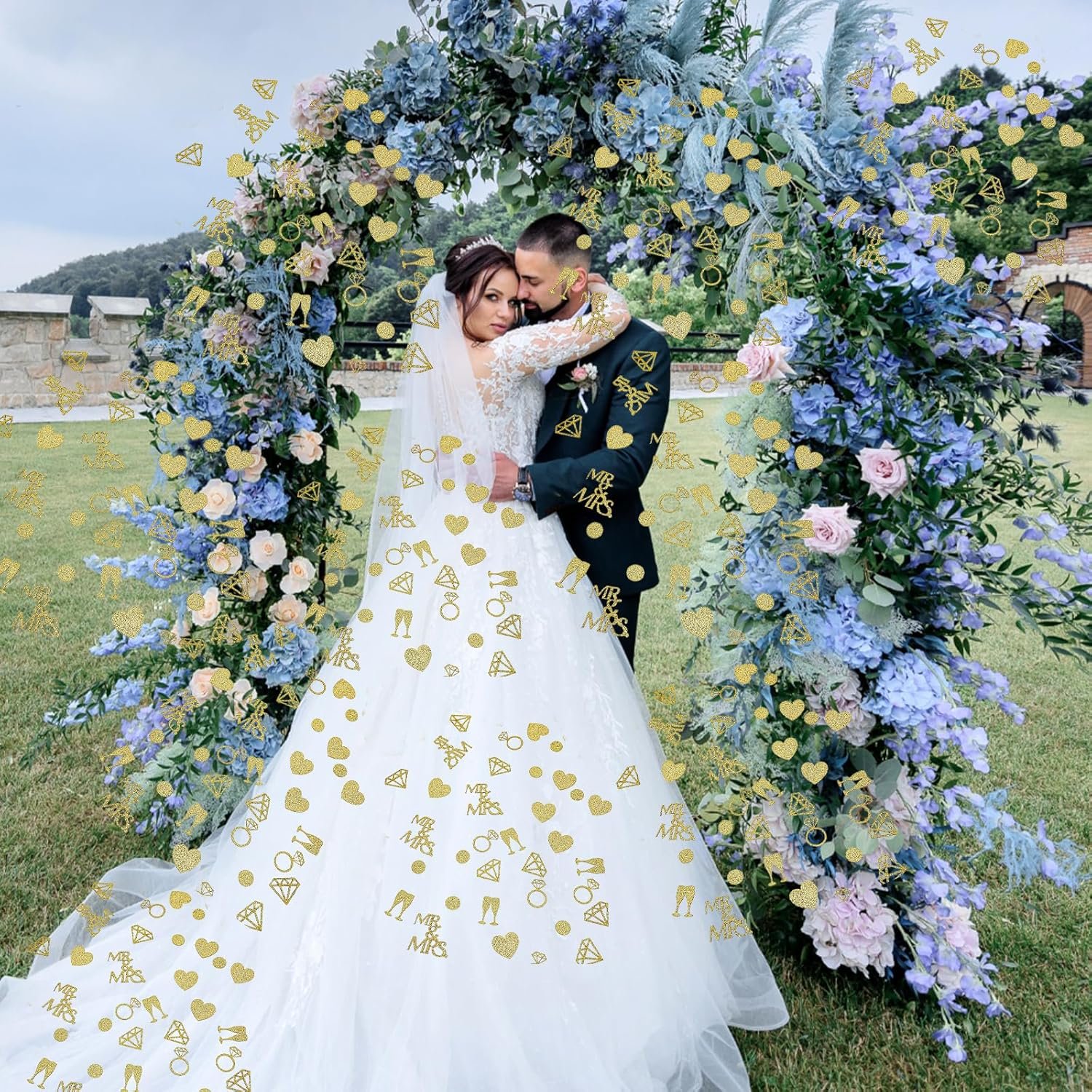 Wholesale 200Pcs Gold Wedding Table Confetti Glittering Diamond Ring MR&MRS Engagement Bridal Shower Scatter Supplier