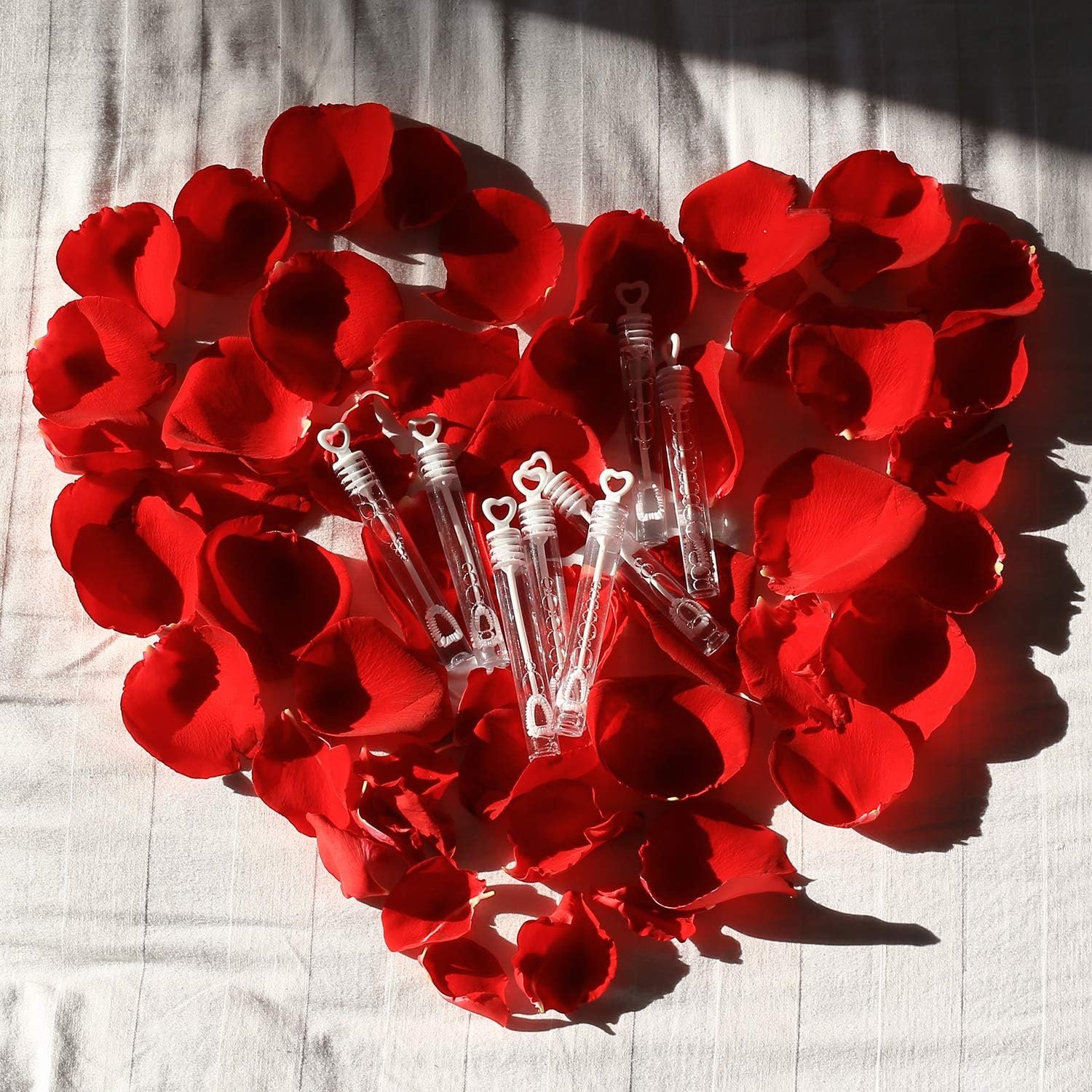 Wholesale 56 Pack Mini White Heart Bubble Wands Party Favors Weddings Anniversaries Valentines Day Family Reunions Supplier Wholesale 56 Pack Mini White Heart Bubble Wands Party Favors Weddings Anniversaries Valentines Day Family Reunions Supplier