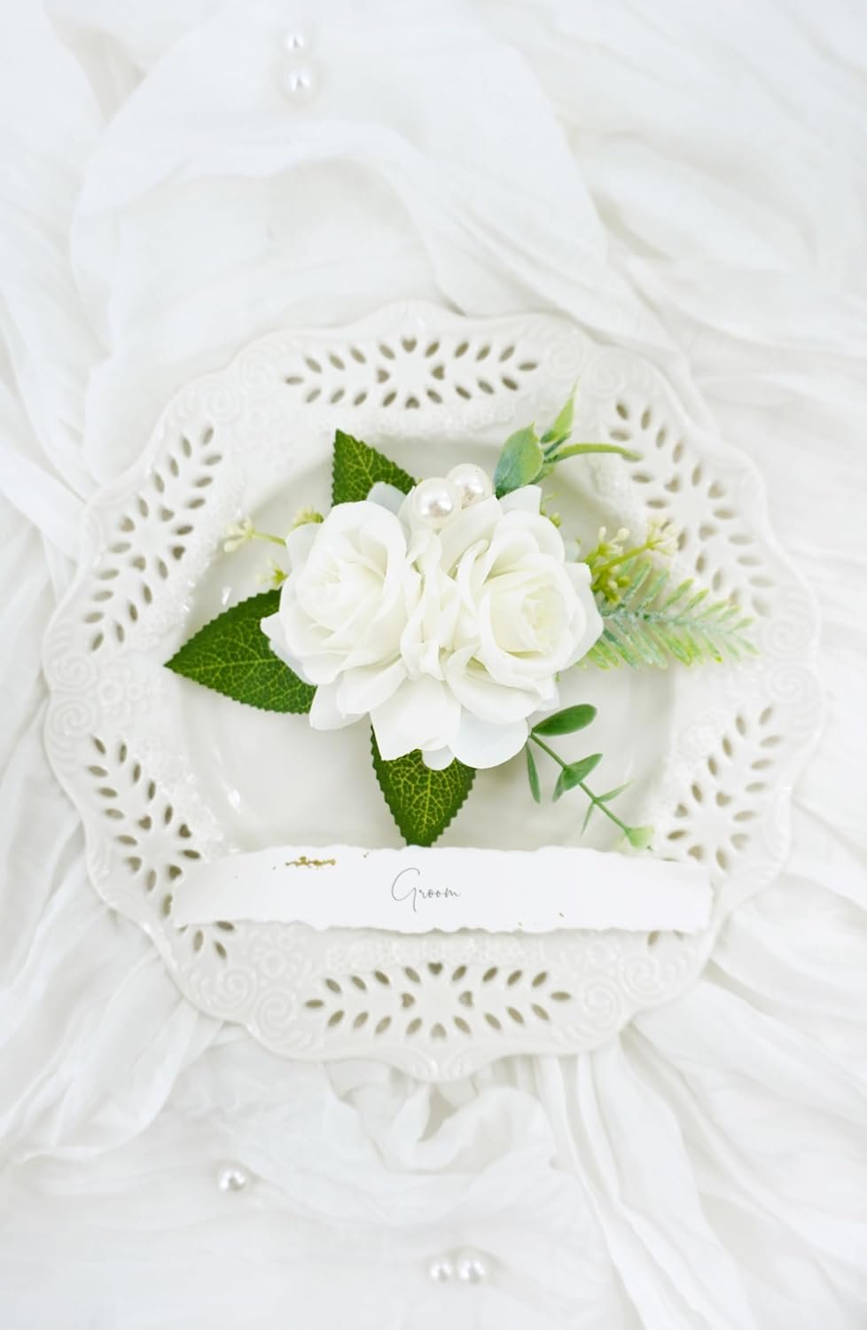 Wholesale White Artificial Rose Corsage and Boutonniere Set for Wedding Prom Homecoming Wristlets Men's Suit Decorations Supplier
