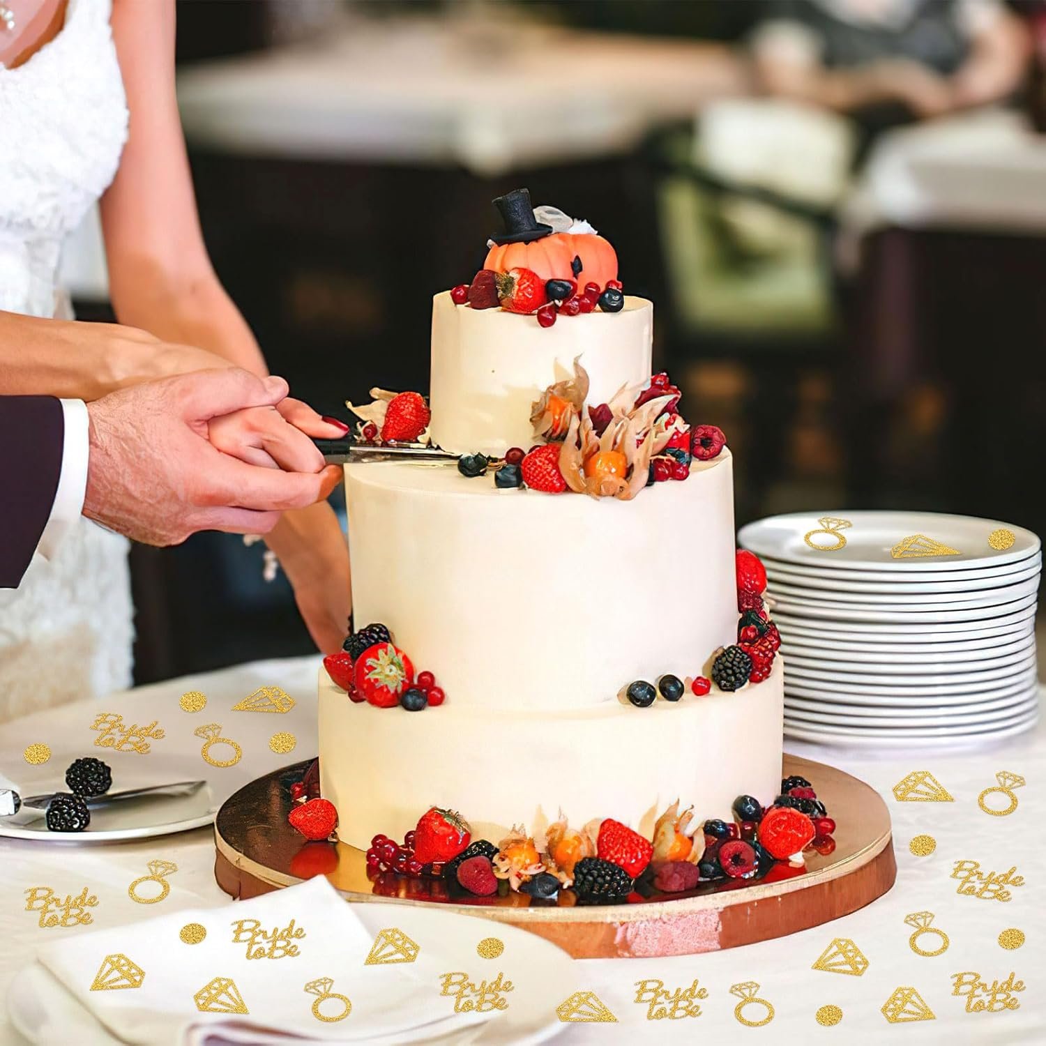 Wholesale Gold Wedding Confetti Bridal Shower Decorations Bride to Be Diamond Ring Circle Glitter Paper for Bachelorette Engagement Party Table Scatter Supplier