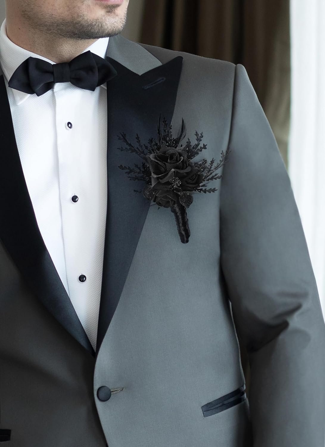 Wholesale Black Corsage and Boutonniere Set Wristlet for Men Prom Goth Wedding Supplier
