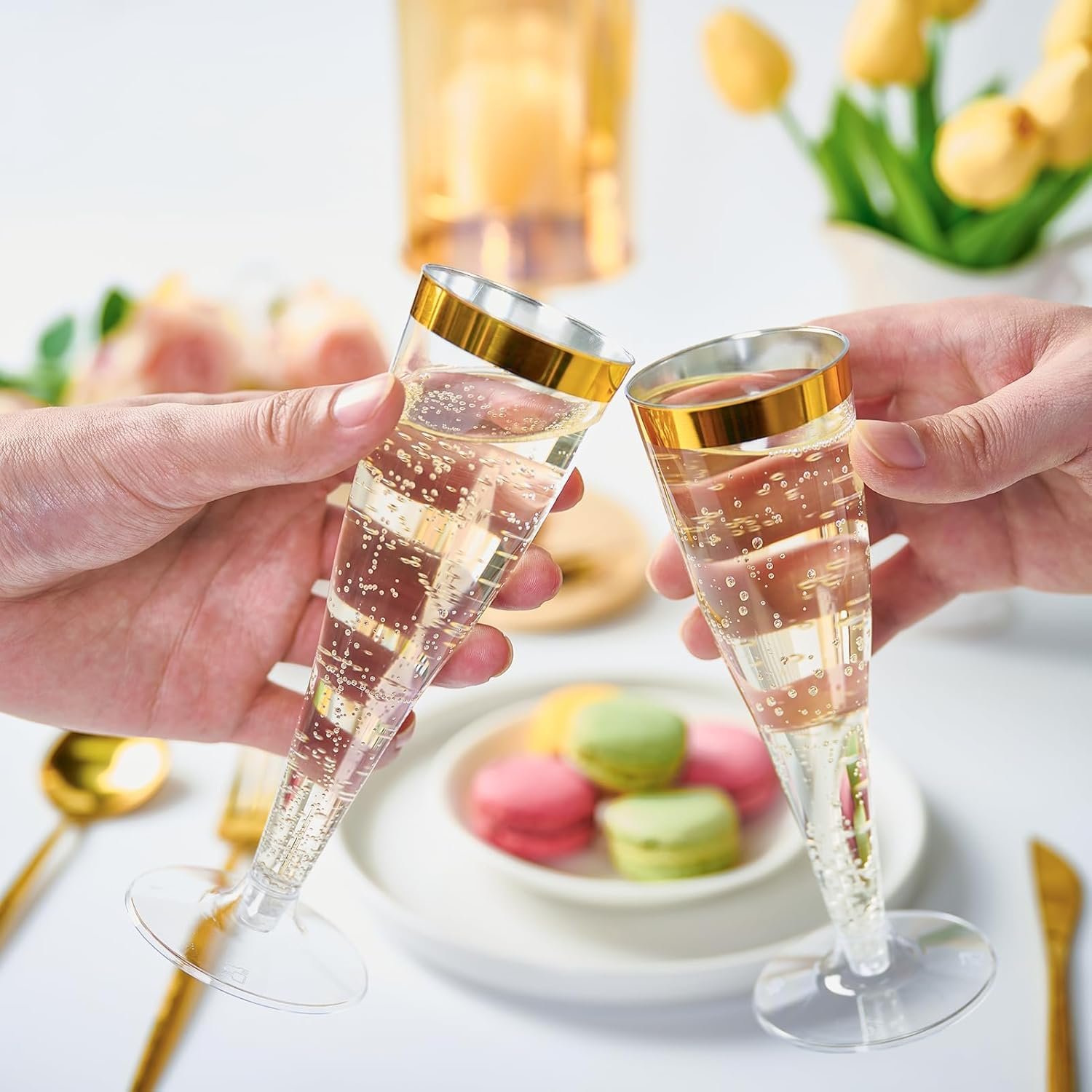 Wholesale 100 Pack 4.5 Oz Gold Rim Plastic Champagne Flutes Disposable Clear Toasting Glasses Recyclable for Weddings Parties Supplier