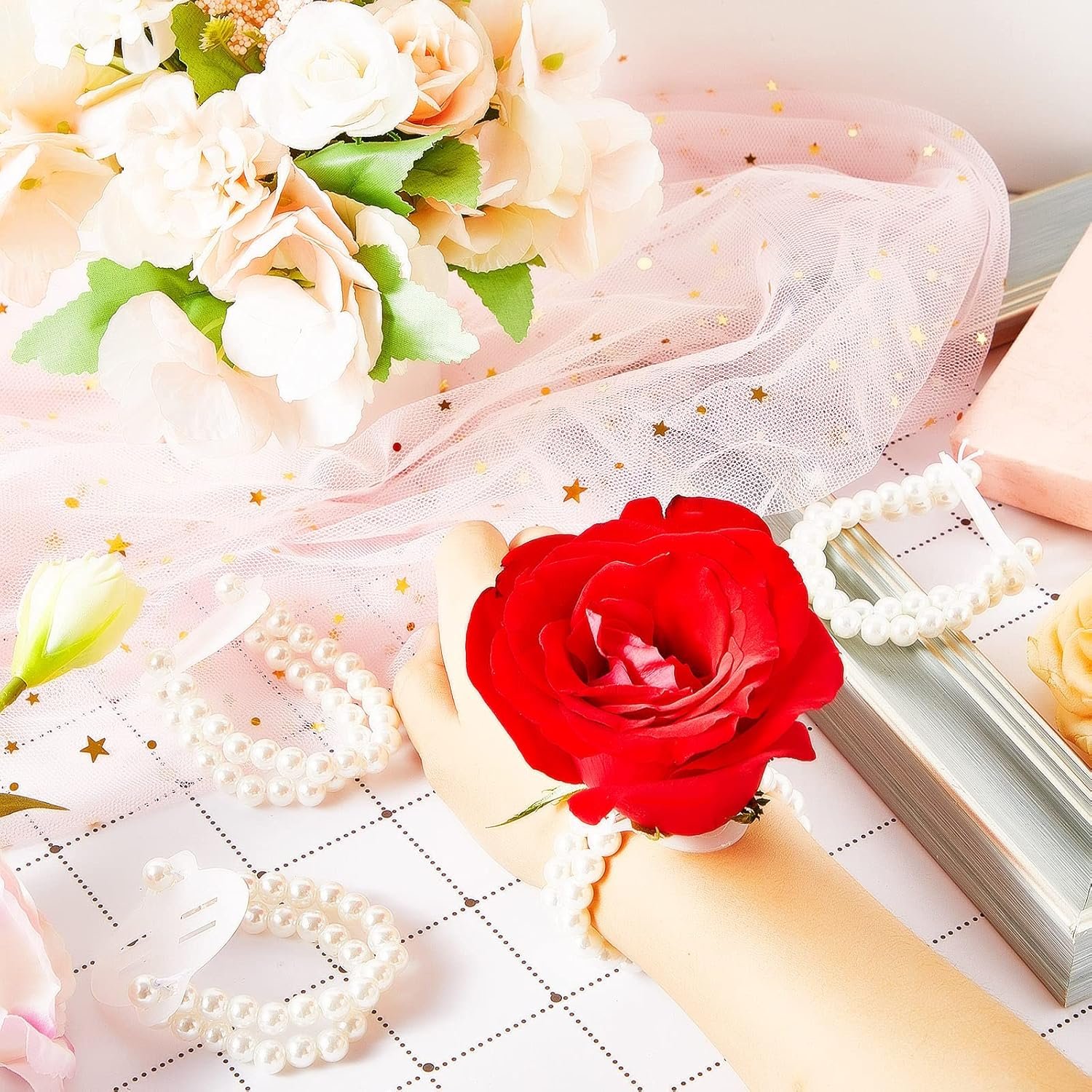 Wholesale 12 Pieces Elastic Pearl Wristband Corsage Bracelets for Wedding Bridesmaid Bride Prom Stretch Pearl Bead Wristlets Supplier