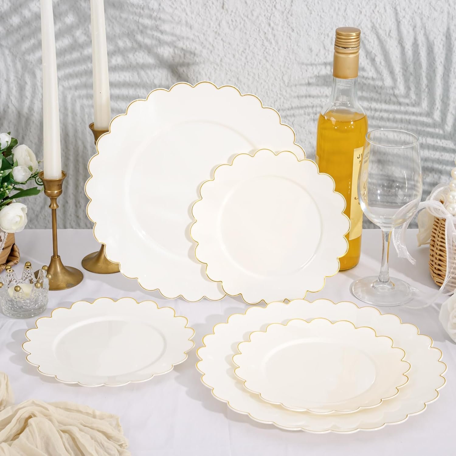 Wholesale 120 Pcs Ivory Scalloped Plastic Plates Disposable Ivory and Gold Fancy Party Dinner Dessert Plates for Wedding Birthday Valentines Day Supplier