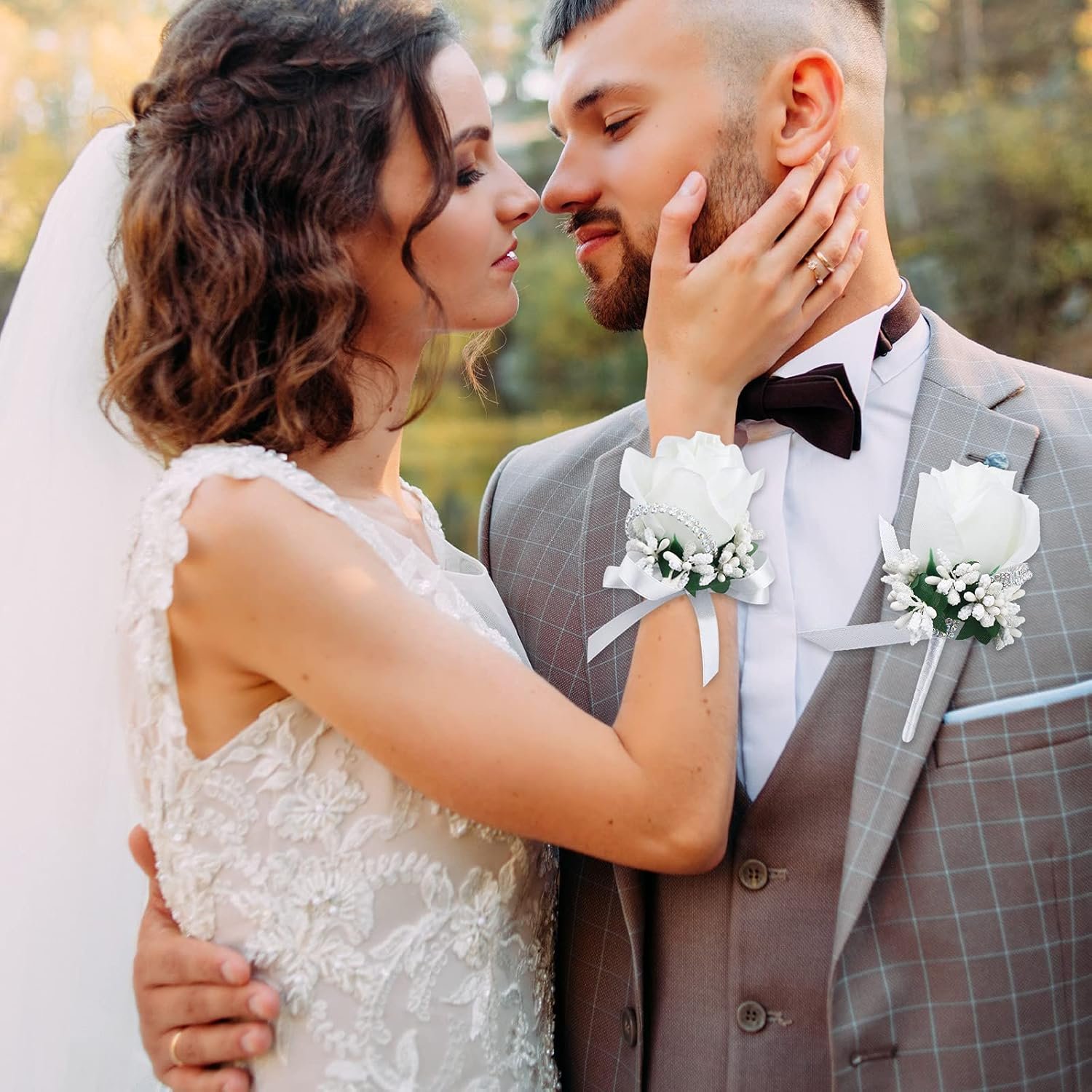 Wholesale Wrist Corsage 4 Packs White Rose Flower Wristband for Bride Bridesmaid Wedding Prom Party Supplier Wholesale Wrist Corsage 4 Packs White Rose Flower Wristband for Bride Bridesmaid Wedding Prom Party Supplier