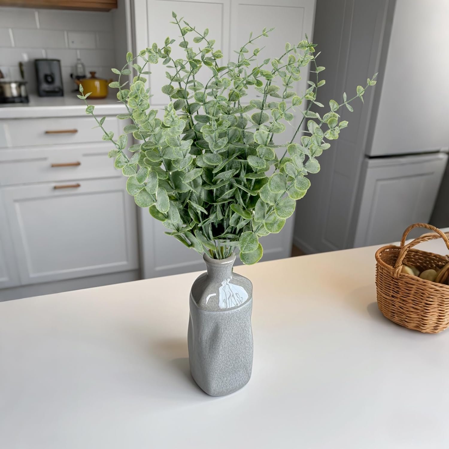 Wholesale 20pcs Artificial Eucalyptus Stems Fake Leaves Flowers Bouquet Centerpiece Wedding Christmas Decoration 2025 Supplier