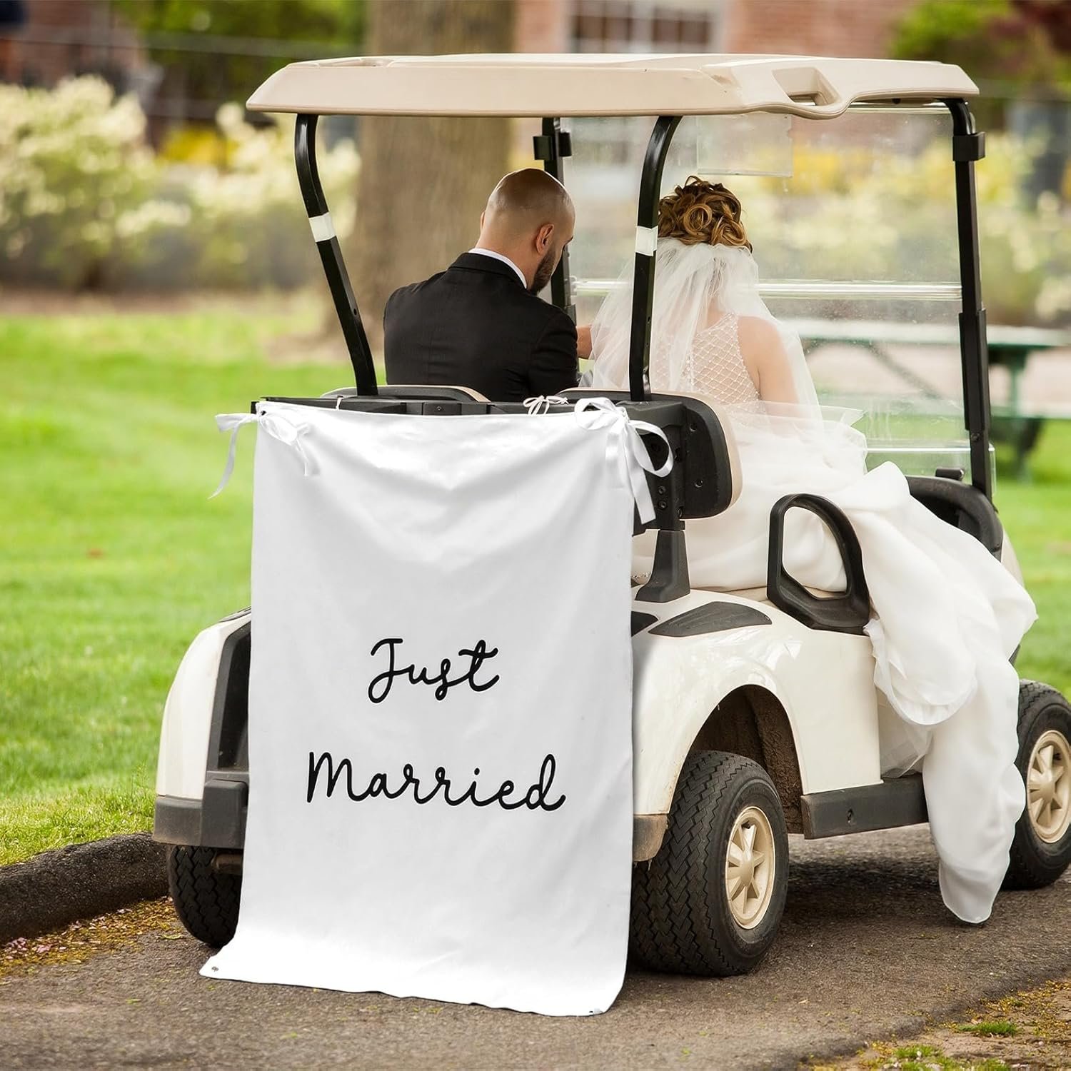 Wholesale 29x59 Inch Just Married Burlap Banner Wedding Fabric Backdrop with Ribbons and Hooks Rustic Boho Photo Props Sign for Marriage Party Indoor Outdoor Wall Hanging Decoration Supplier Wholesale 29x59 Inch Just Married Burlap Banner Wedding Fabric Backdrop with Ribbons and Hooks Rustic Boho Photo Props Sign for Marriage Party Indoor Outdoor Wall Hanging Decoration Supplier