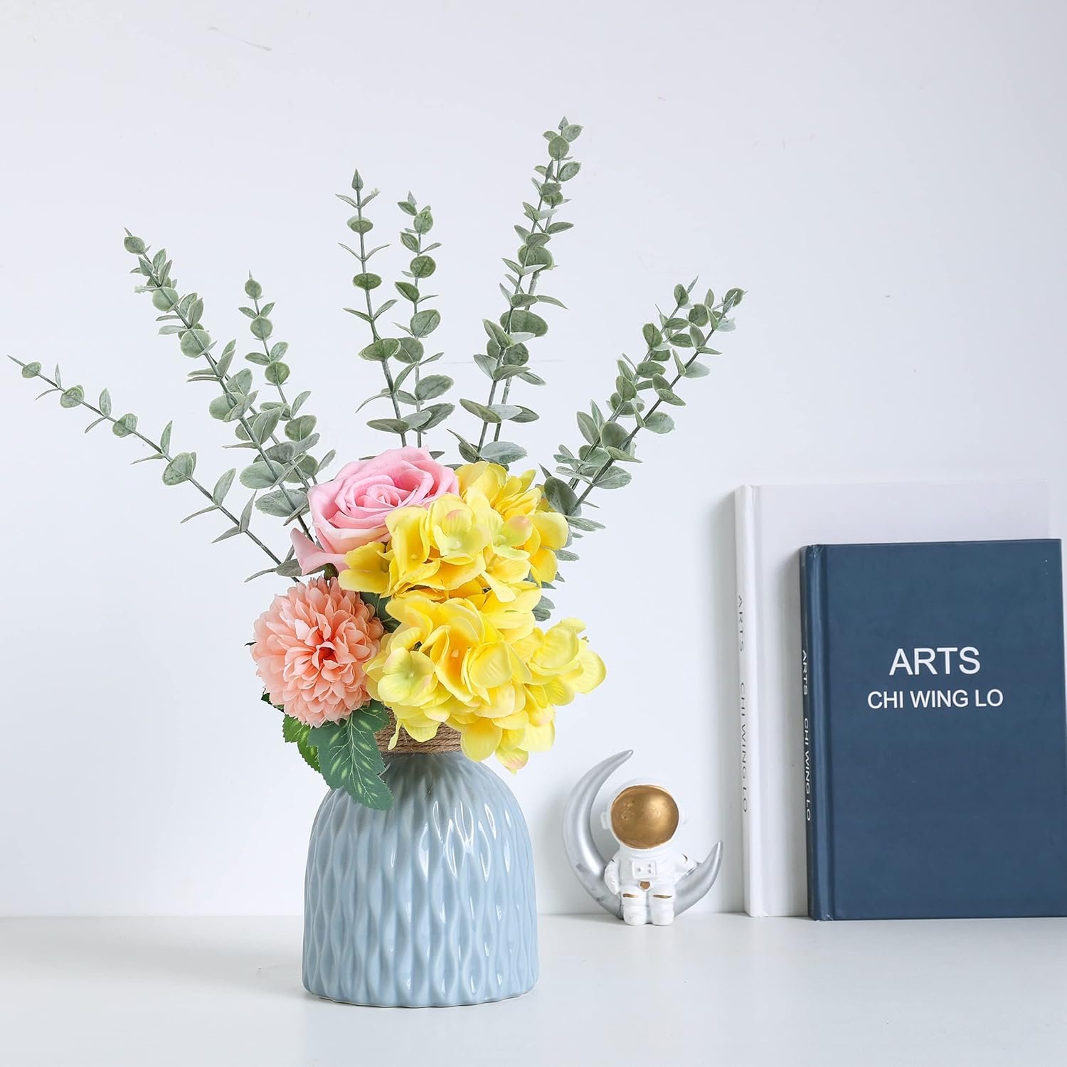 Wholesale 18pcs Artificial Eucalyptus Stems Fake Flowers for Home Office Bouquet Centerpiece Wedding Christmas Decoration Supplier