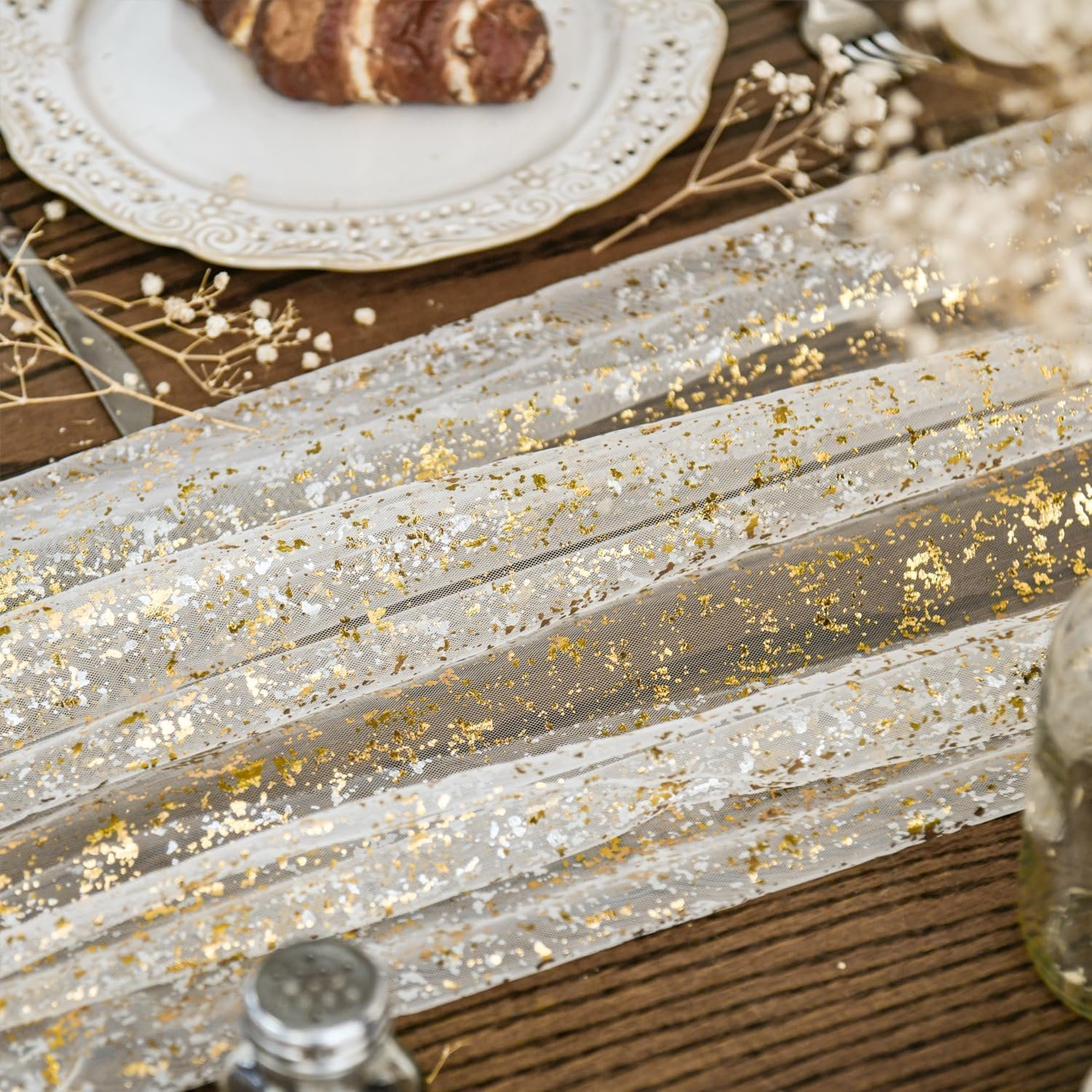 Wholesale Beige Gold Gauze Table Runner 120 Inch 10FT Glitter Metallic Foil Sheer Dining Wedding Anniversary Holiday Birthday Home Party Table Decor Supplier