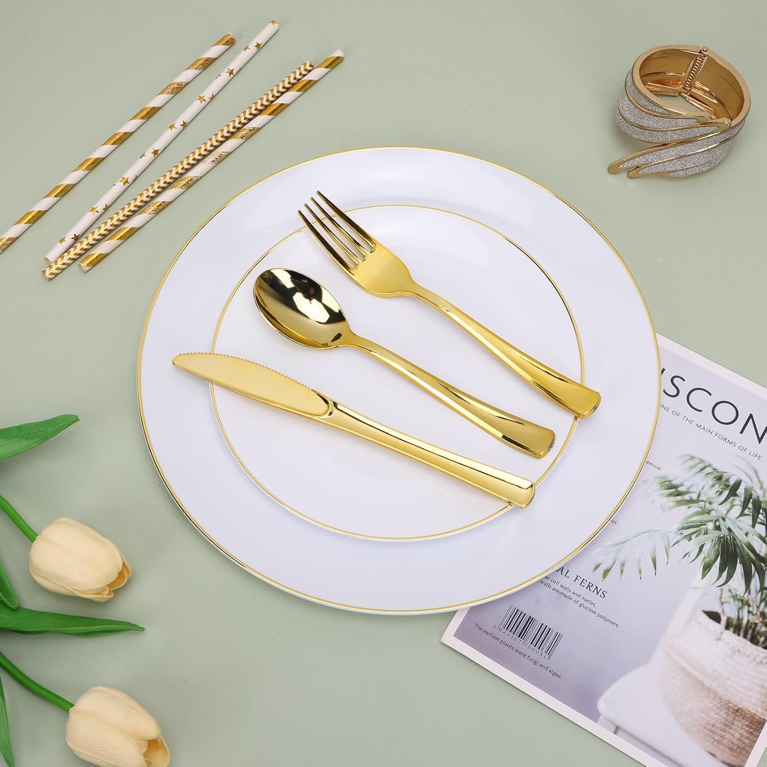Wholesale 250PCS Gold Disposable Dinnerware Set White and Gold Plastic Party Plates for 50 Guests Includes 50 Dinner Plates 50 Dessert Plates 150 Gold Cutlery for Weddings and Parties Supplier