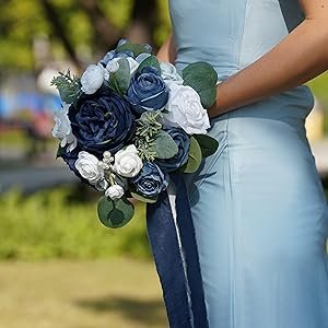 Wholesale 7 Inch Navy Blue Artificial Bridesmaid Bouquets Set of 4 for Weddings Proposals Parties Vintage Ceremonies Anniversaries Supplier