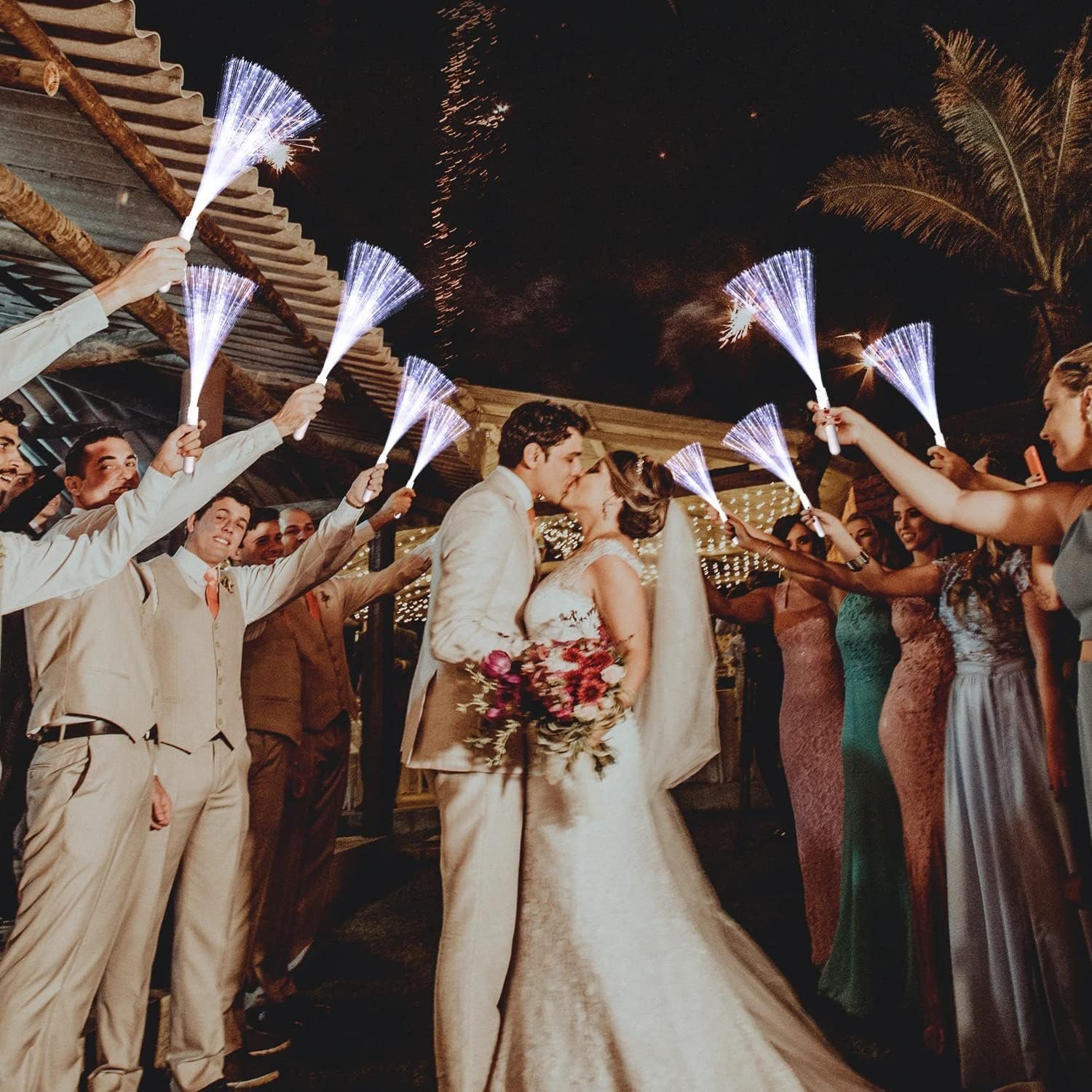 Wholesale 48 PCS White Glow Fiber Optic LED Light Wands 3 Modes Flashing Sticks Bulk for Wedding July 4th Halloween Christmas Supplier