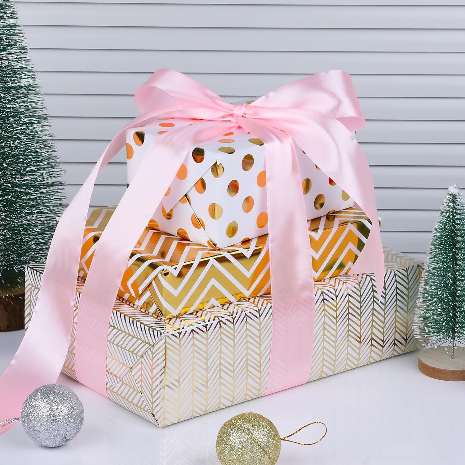 Wholesale 100 Yards 1-1/2 Inch Pink Single Face Satin Ribbon for Gift Wrapping Wedding Decoration Handmade Bows Bouquet Wrapping Supplier