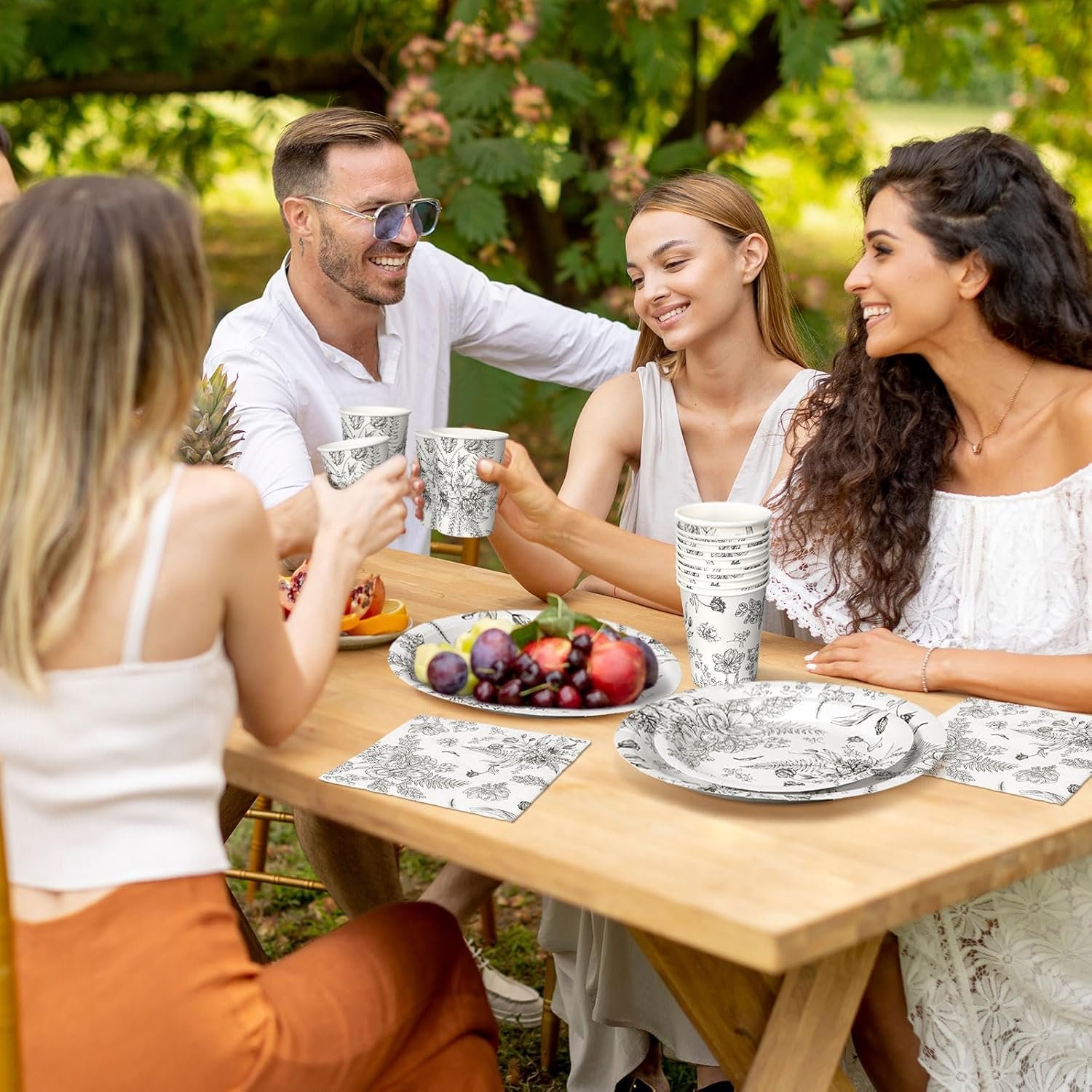 Wholesale 250 Pcs Black Disposable Plates Napkins Cups Floral Tableware Set for 50 Guests Wedding Baby Bridal Shower Party Supplies Vintage Supplier Wholesale 250 Pcs Black Disposable Plates Napkins Cups Floral Tableware Set for 50 Guests Wedding Baby Bridal Shower Party Supplies Vintage Supplier