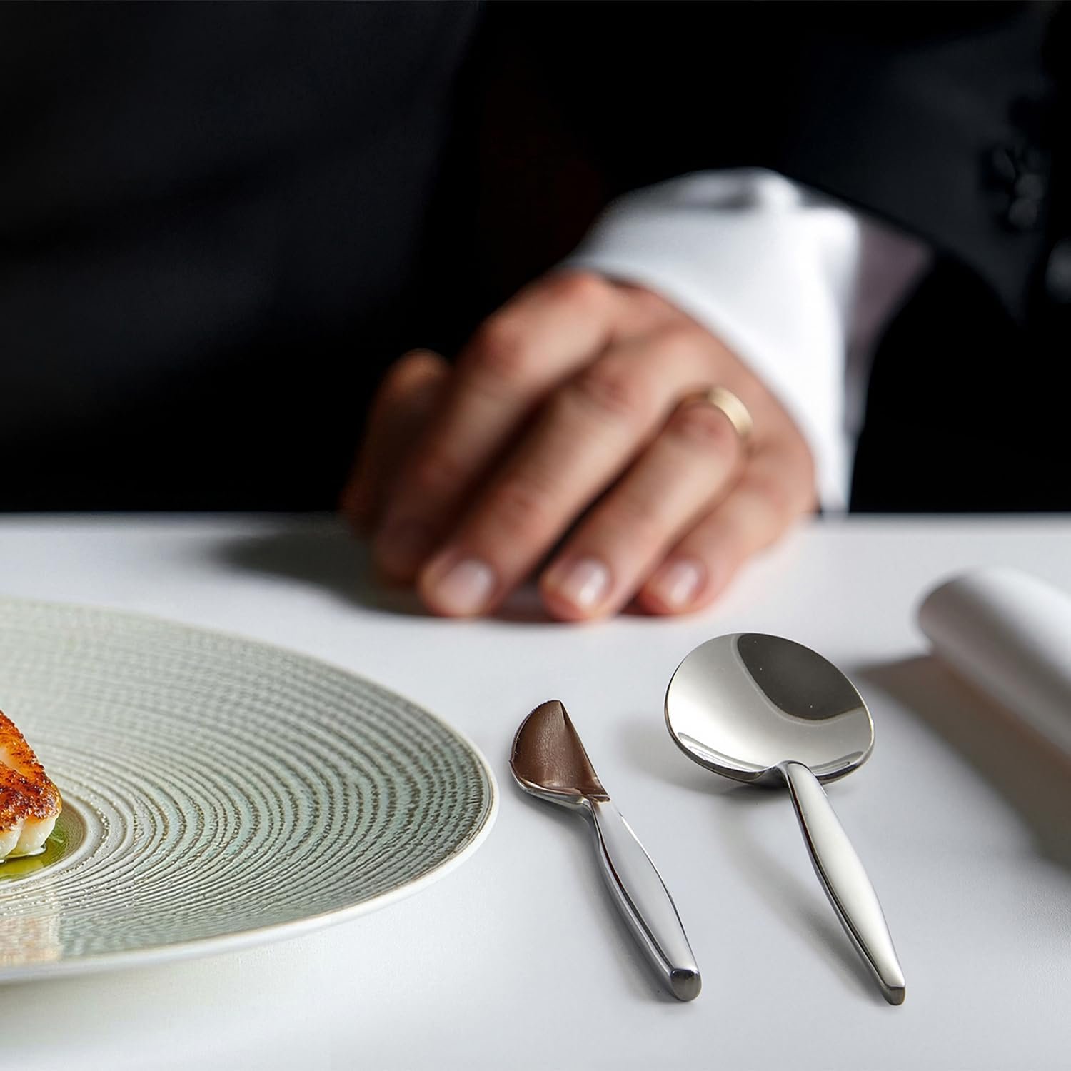 Wholesale 60-Piece Premium 18/10 Stainless Steel Flatware Cutlery Set with Forks Knives Spoons for Home Kitchen Restaurant Wedding Dishwasher Safe Supplier