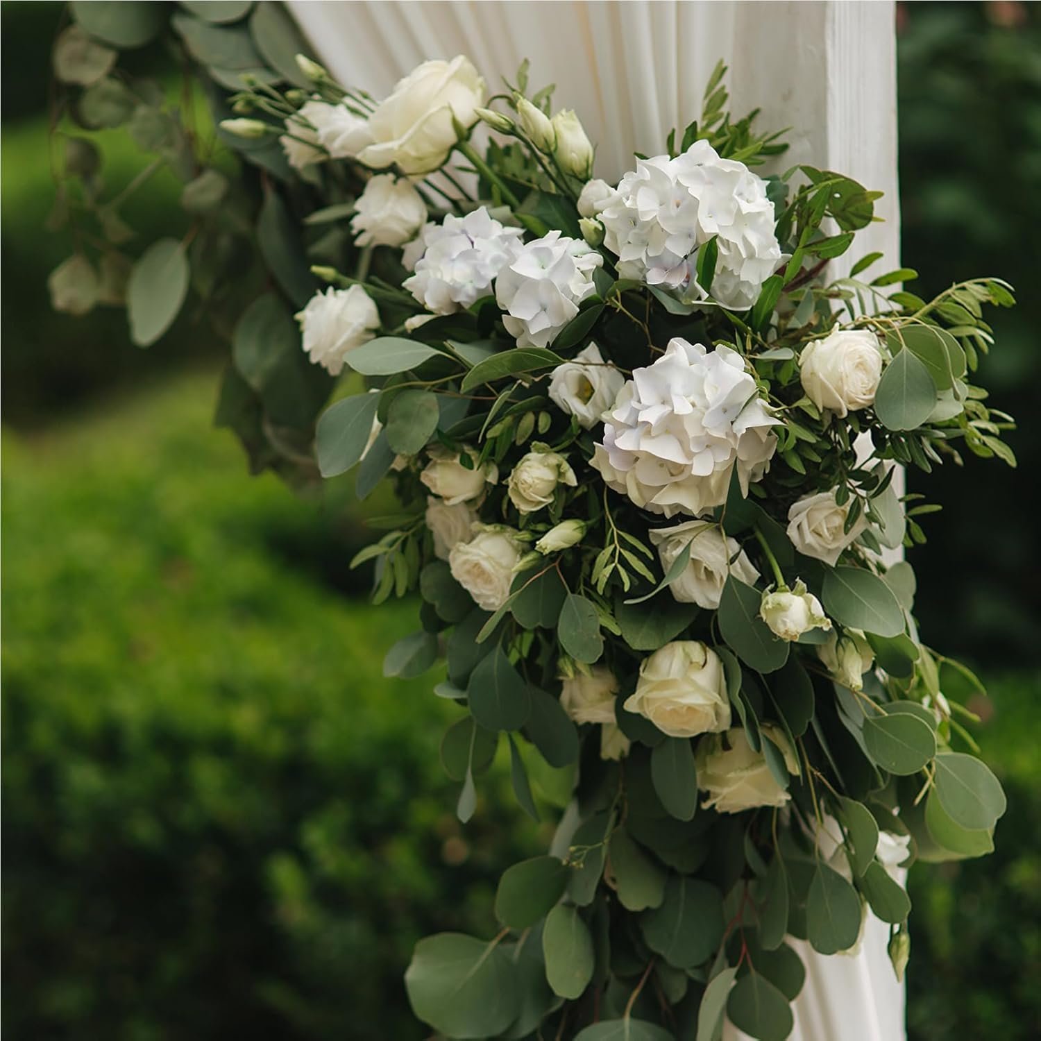 Wholesale 26 Pieces Silk Hydrangea Artificial Flowers with Stems for Home Wedding Party Decorations Ivory Supplier Wholesale 26 Pieces Silk Hydrangea Artificial Flowers with Stems for Home Wedding Party Decorations Ivory Supplier