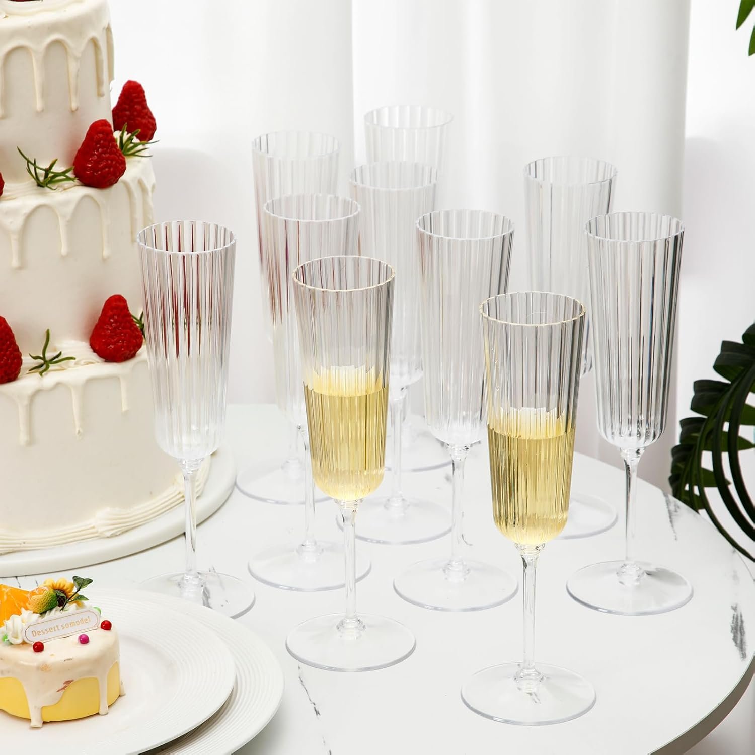 Wholesale 48 Pcs 6.4 oz Plastic Ribbed Stemmed Clear Vintage Disposable Champagne Flutes for Weddings Birthdays Anniversaries Supplier Wholesale 48 Pcs 6.4 oz Plastic Ribbed Stemmed Clear Vintage Disposable Champagne Flutes for Weddings Birthdays Anniversaries Supplier