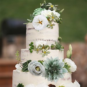 Wedding Guest Comfort Checklist for Outdoor Summer Events: Fans and Water